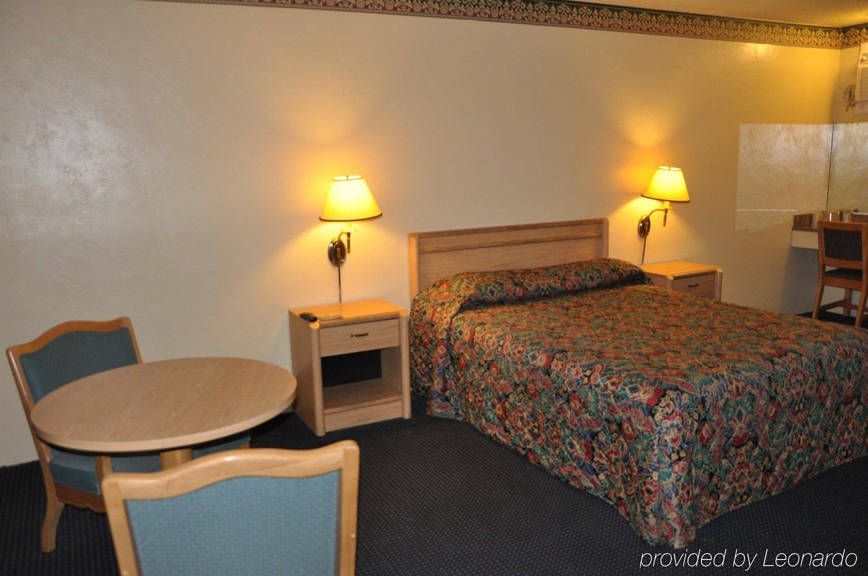 Travelers Inn Manteca Esterno foto